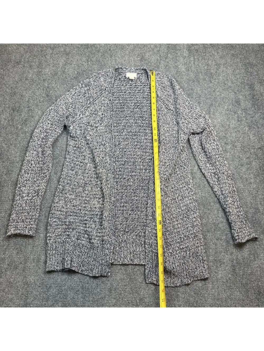 C.A.S.L.O.N. Women's Size Small Gray & White Speckled Knit Cardigan Sweater